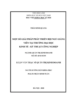 Giải Pháp Phát Triển Đội Ngũ Giảng Viên Tại Trường Đại